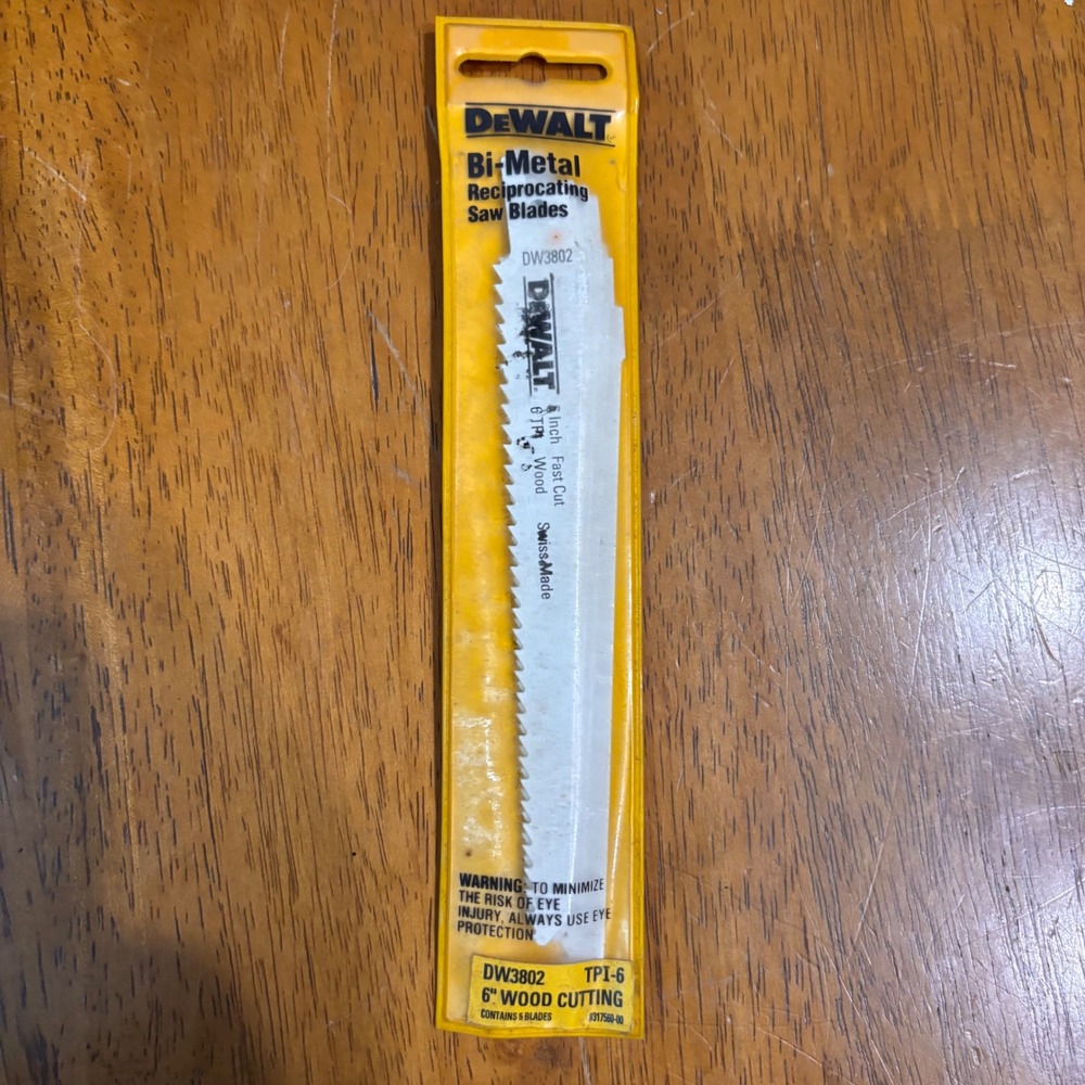 DeWALT DW3802 6 Inch 6 TPI Bi-Metal Reciprocating Saw Blades Wood Cutting 5 Pack